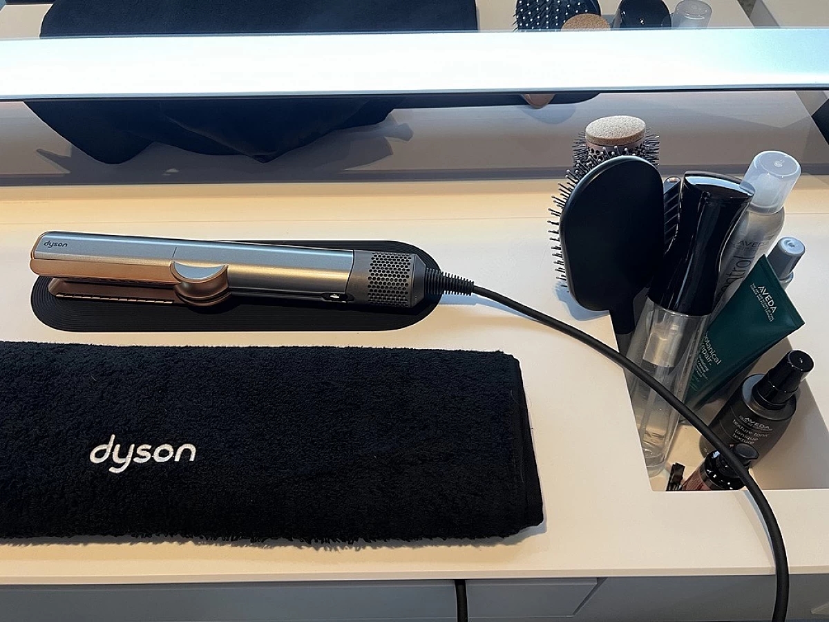 Bild von Dyson Airstrait