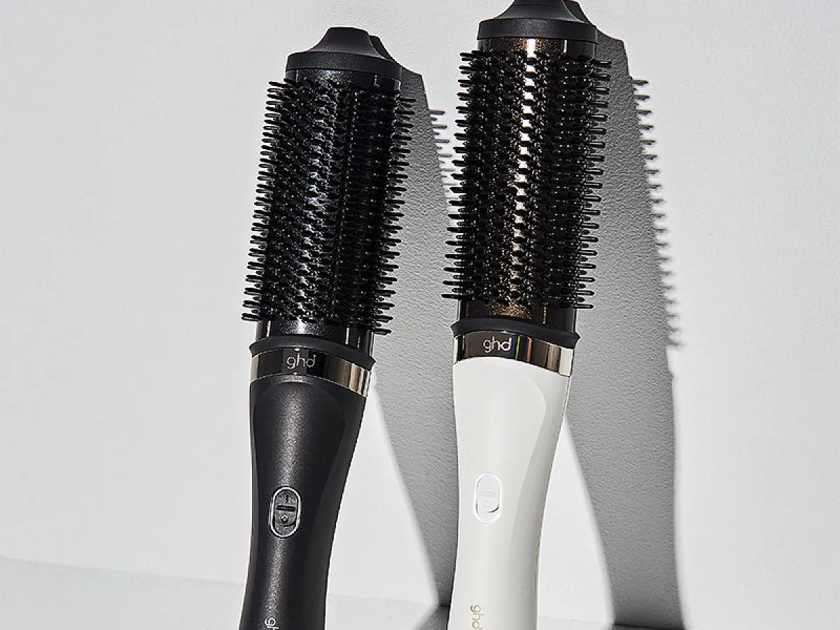ghd DUET BLOWDRY in weiss und in schwarz